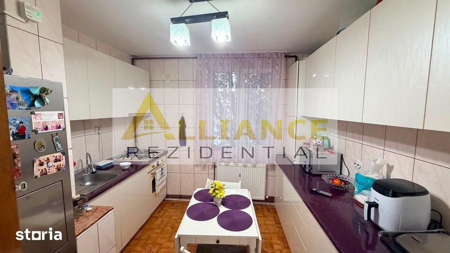 Metrou Aparatorii Patriei ~ Apartament 3 camere decomandat - 7