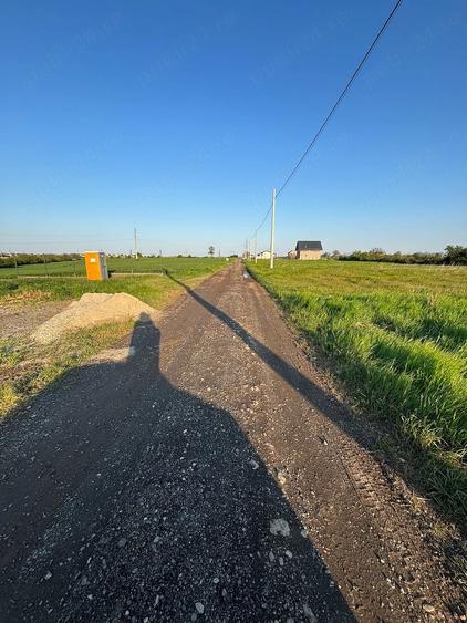 Teren de 383 mp, în Vidra