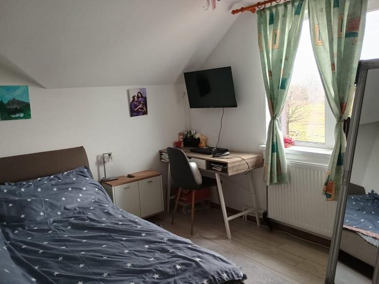 Casă cu 3 camere în Central