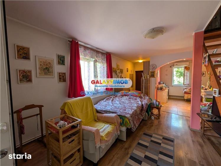Casă cu 6 camere cu Teren 757 Mp în Moara Vlăsiei