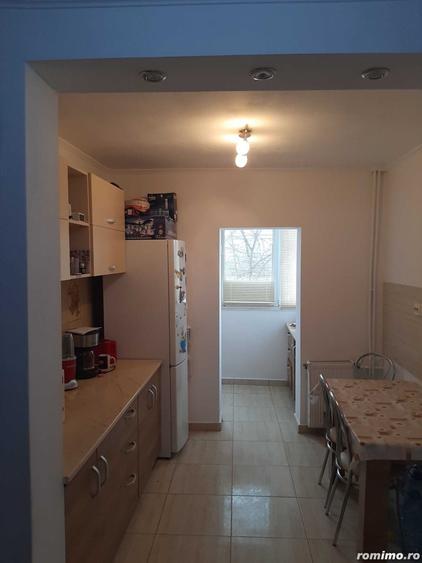 Apartament cu 2 camere semidecomandat în Olimpia-Stadion