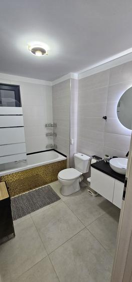 Apartament cu 2 camere semidecomandat în Ghencea