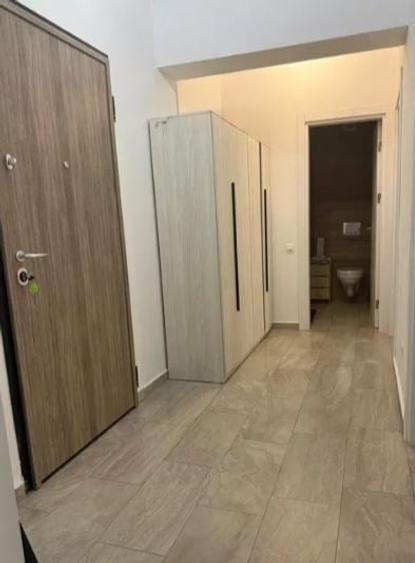 Apartament cu 2 camere decomandat, mobilat în Brâncoveanu