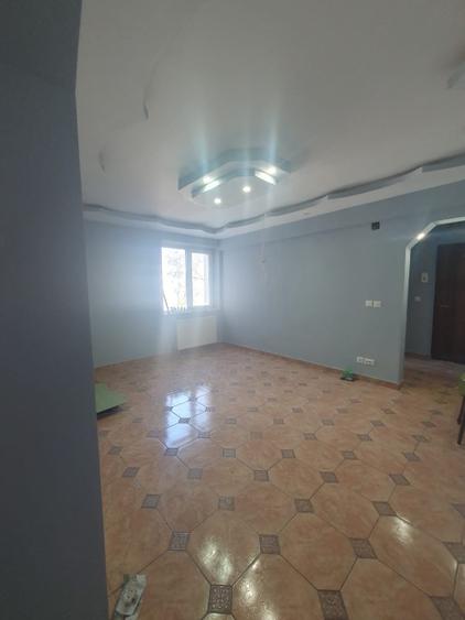 Apartament 2 camere zona Centrala , etaj 2 - 4