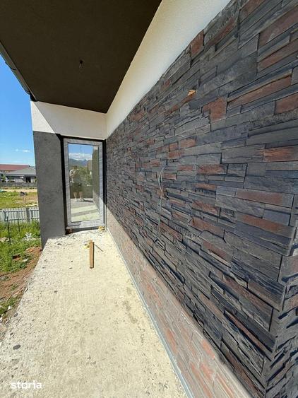 Casă cu 4 camere cu Teren 417 Mp în Tărlungeni