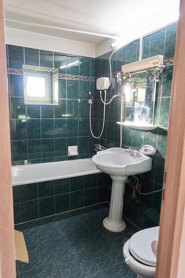 Apartament cu 2 camere semidecomandat în 13 Septembrie