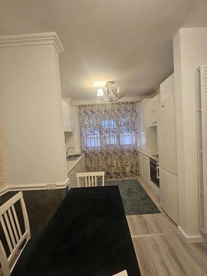 Apartament cu 2 camere semidecomandat în Apărătorii Patriei