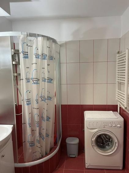 Apartament cu 2 camere decomandat, mobilat în Ultracentral