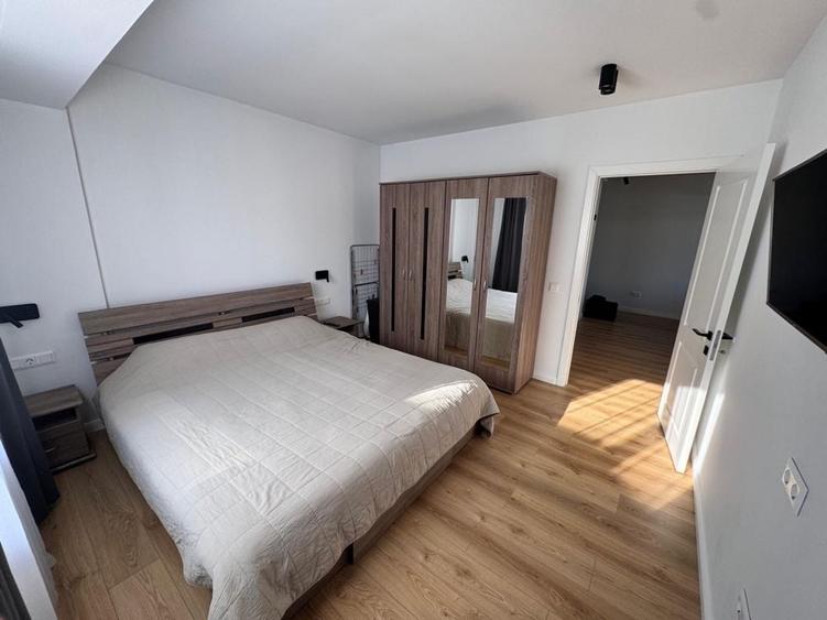 Apartament cu 2 camere decomandat în Florești