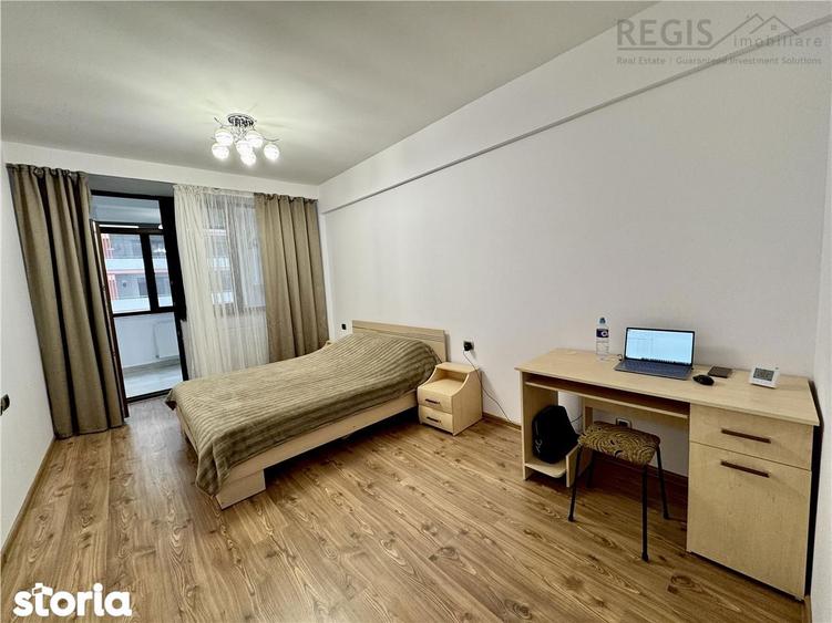 Apartament cu 3 camere decomandat în Vest