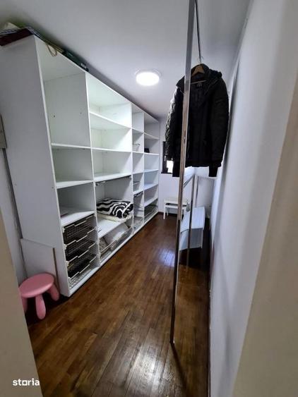 Casă cu 4 camere cu Teren 450000 Mp în Brazi