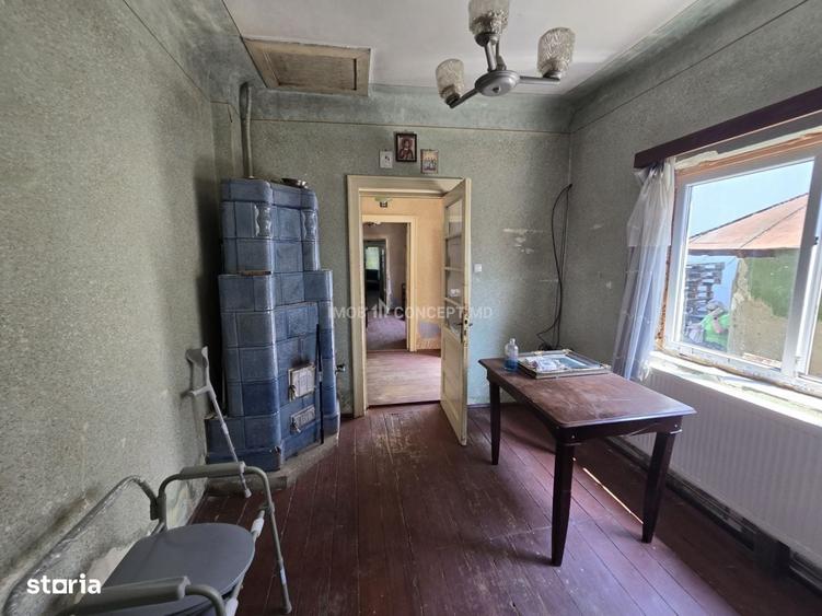 Casă cu 4 camere în Central