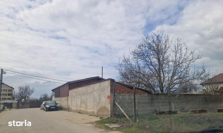Teren de 1000 mp, în Malu Mare