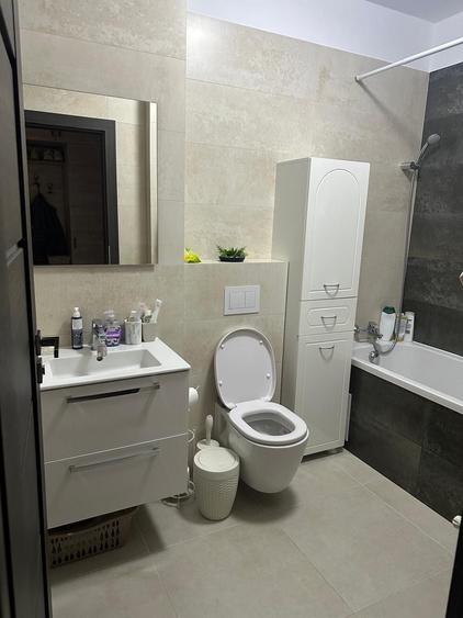 Apartament cu 2 camere decomandat în Exterior Vest