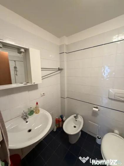 Apartament cu 3 camere decomandat, mobilat în Unirii