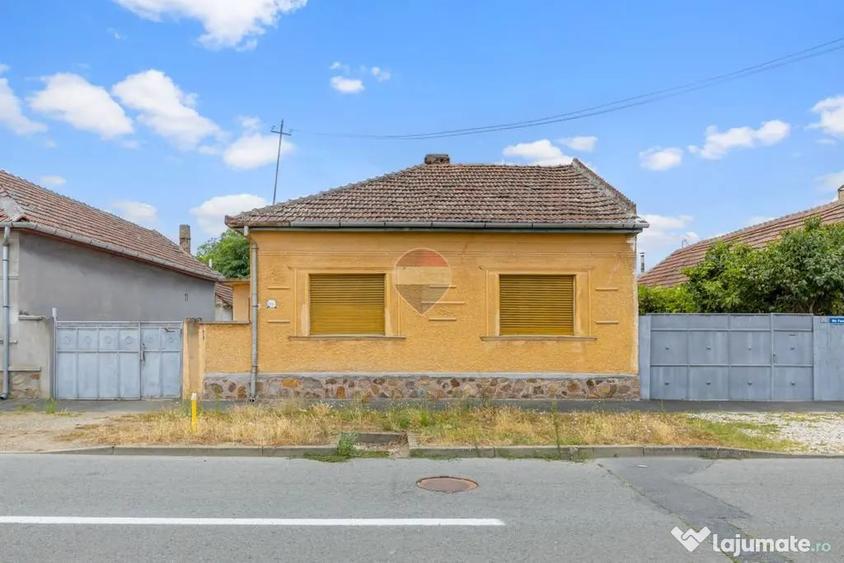 Casă cu 3 camere cu Teren 1480 Mp în Gai