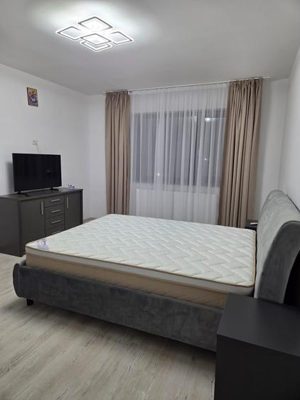 Garsonieră decomandată în Central