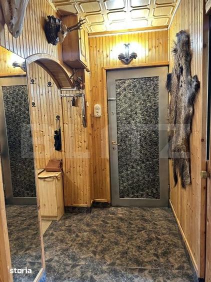 Apartament cu 4 camere decomandat în Central