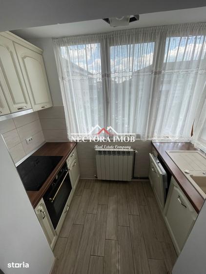 Apartament cu 3 camere în Decebal