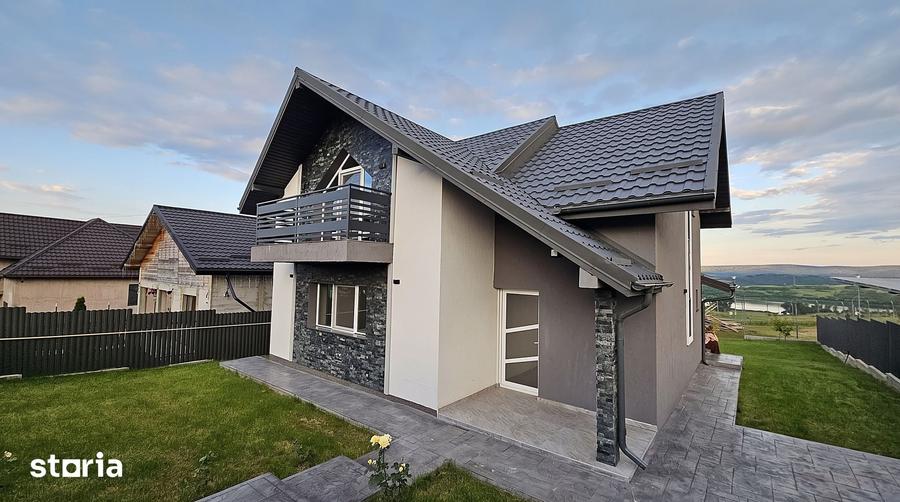 Casă cu 5 camere cu Teren 500 Mp în Exterior Vest