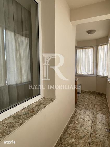 Apartament cu 2 camere decomandat în Cetății