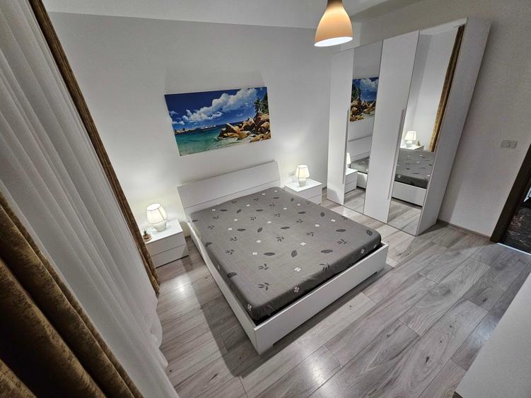 Apartament cu 3 camere decomandat în UTA