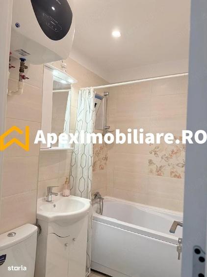 Apartament cu 3 camere semidecomandat în Central