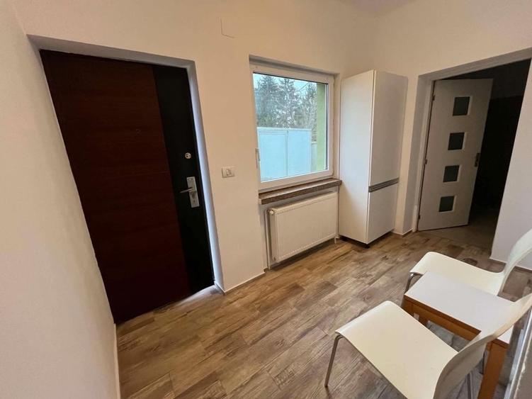 Casă cu 2 camere cu Teren 560 Mp în Central