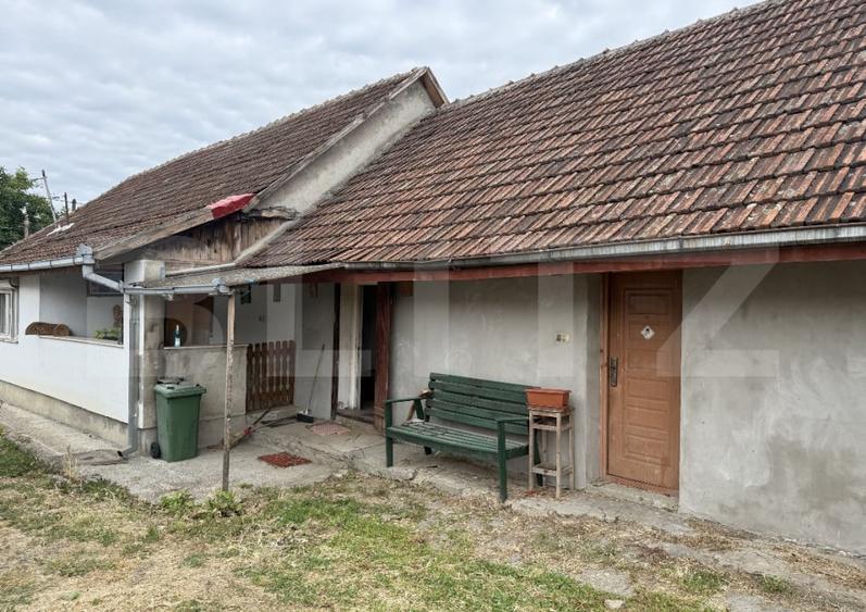 Casă individuală cu 3 camere cu Canalizare în Livada