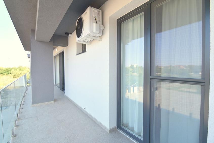 Apartament cu 2 camere semidecomandat, mobilat în Soarelui