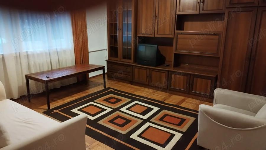Apartament cu 2 camere decomandat în Universității