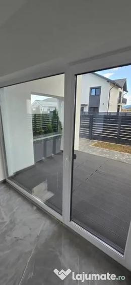 Casă cu 3 camere cu Teren 300 Mp în Noua