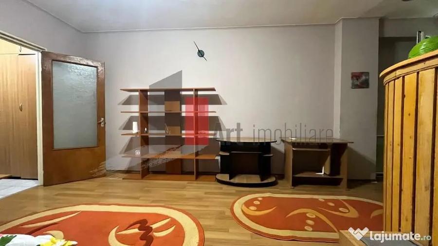 Garsonieră decomandată în Drumul Taberei
