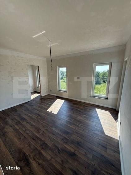 Casă cu 4 camere cu Teren 400 Mp în Moara