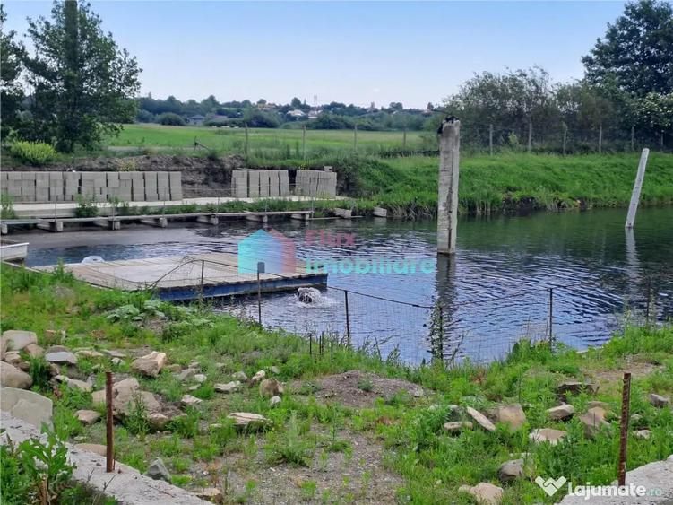 Casă cu 6 camere cu Teren 10000 Mp în Fântâna Mare