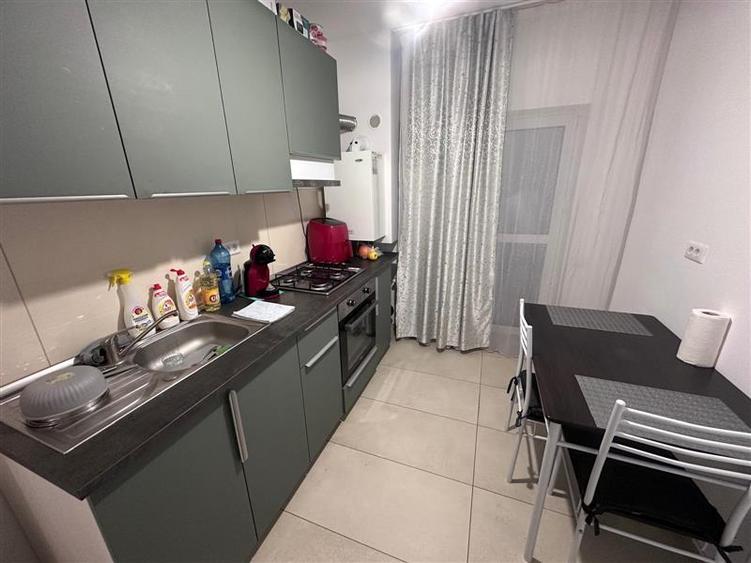 Apartament cu 2 camere decomandat, mobilat în Aeroport