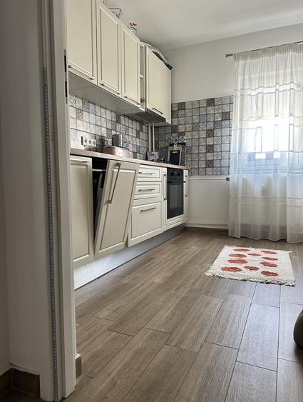 Apartament cu 2 camere decomandat, mobilat în 13 Septembrie