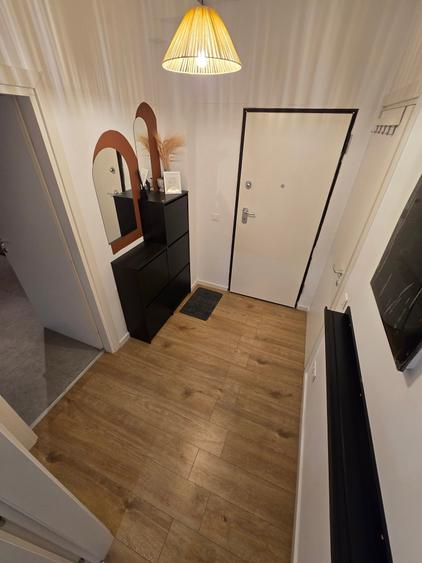 Apartament cu 2 camere decomandat în Băneasa