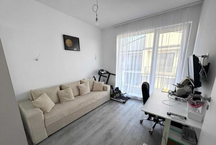 Casă individuală cu 4 camere cu Teren 200 Mp în Berceni