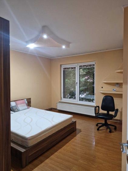 Apartament cu 2 camere decomandat în Ultracentral