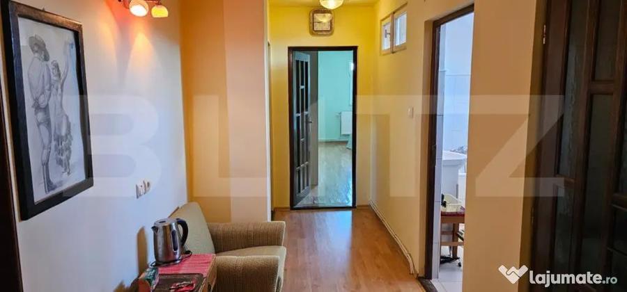 CASA CU 6 CAMERE, 293 MP UTILI SI GARAJ - DEVA - 12
