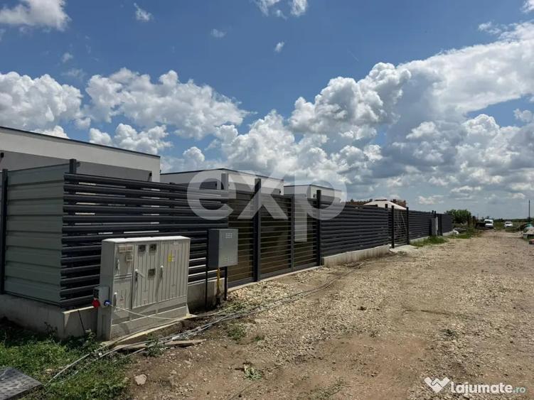 Casă cu 3 camere cu Teren 250 Mp în Clinceni