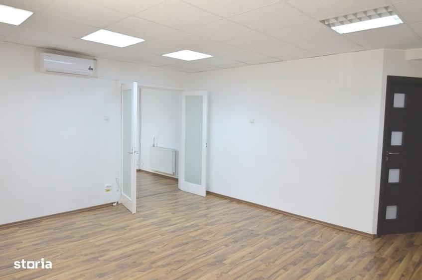 Apartament cu 3 camere în Calea Victoriei