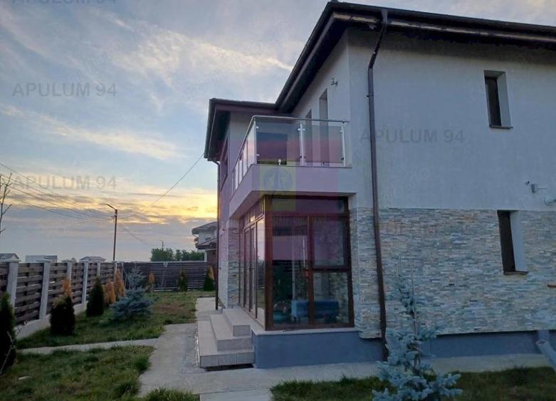 Casă cu 4 camere cu Teren 568 Mp în Săbăreni