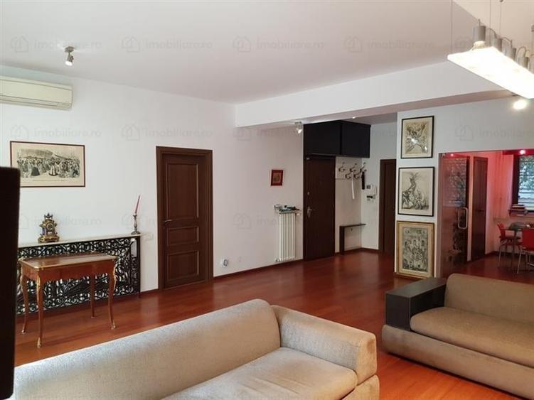 Apartament cu 4 camere decomandat, mobilat în Floreasca