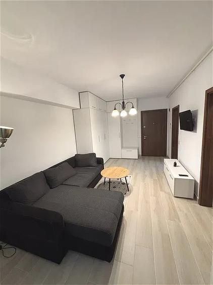 Apartament cu 2 camere semidecomandat, mobilat în Iancului
