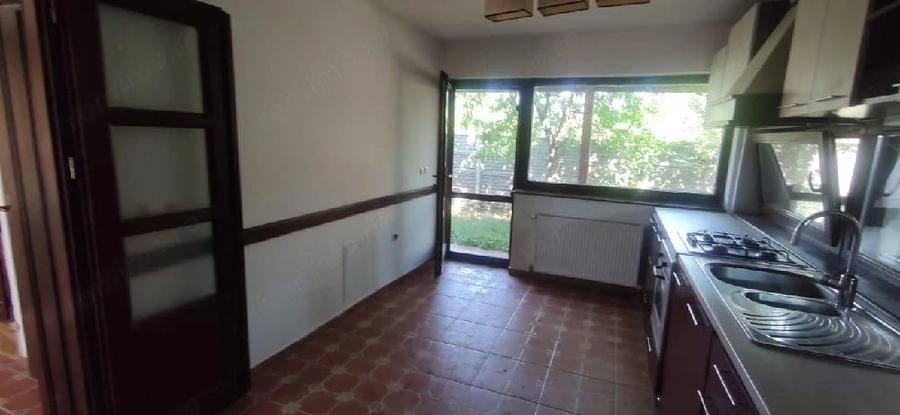 Vila mare individuala, Ghiroda. - 11