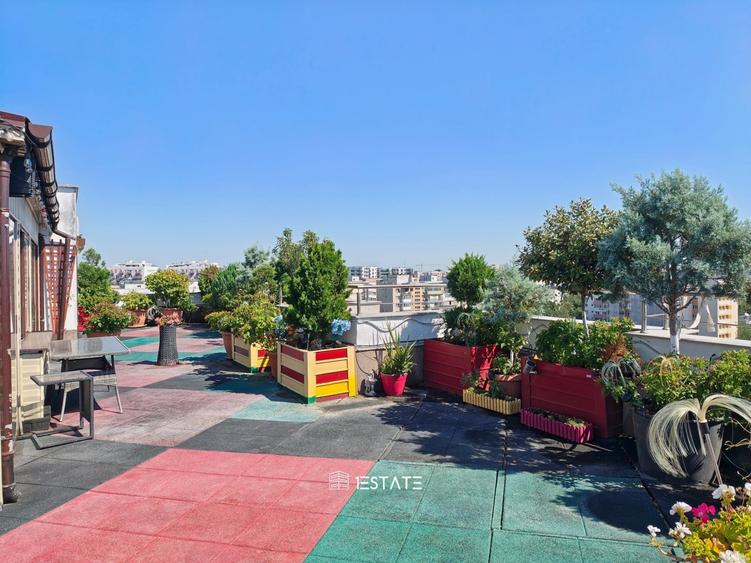 Apartament cu 4 camere decomandat, mobilat în Titan