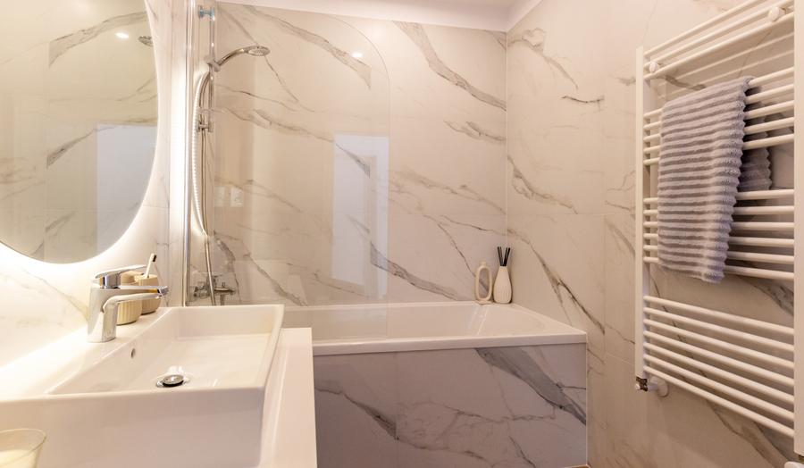 Apartament cu 2 camere decomandat în Bartolomeu