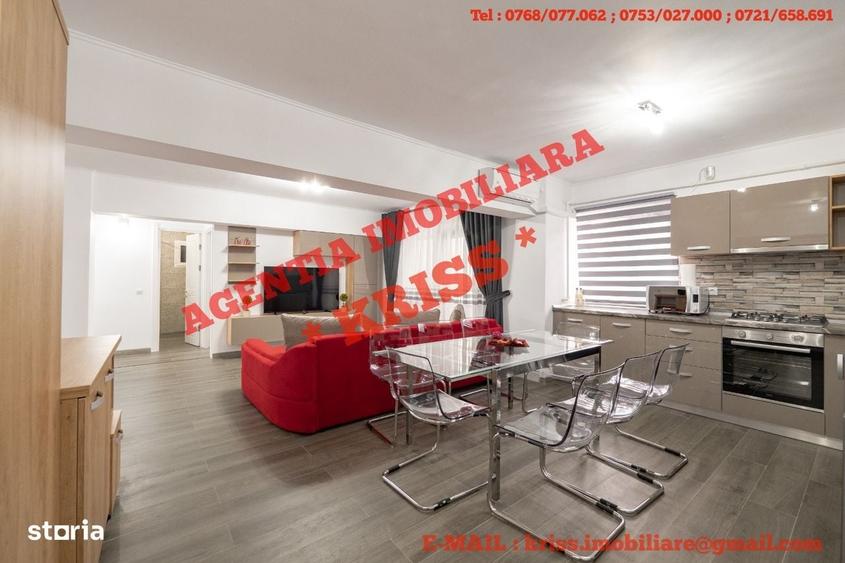 Apartament cu 4 camere decomandat în Ultracentral